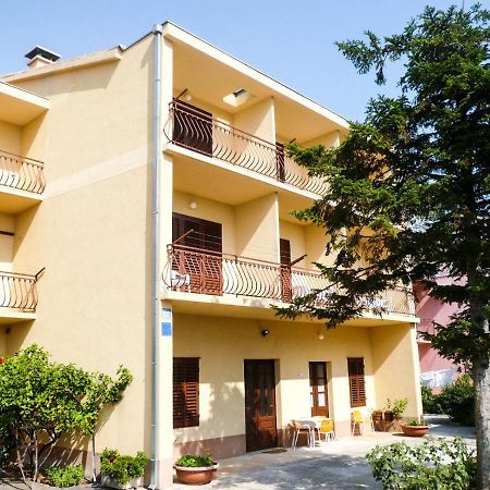 Apartments Saric Makarska Buitenkant foto