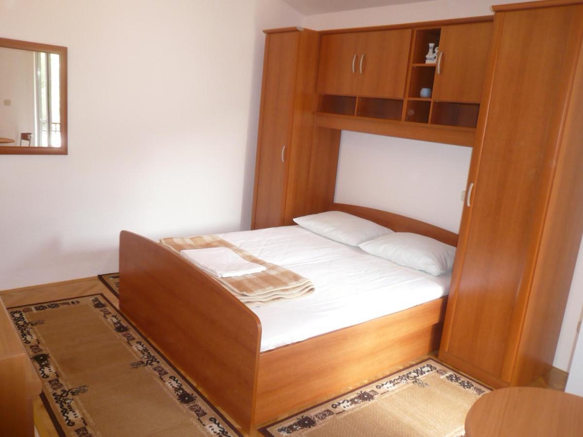Apartments Saric Makarska Buitenkant foto